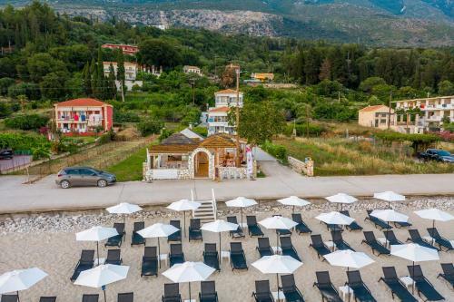 Thomatos Apartments Lourdas Beach