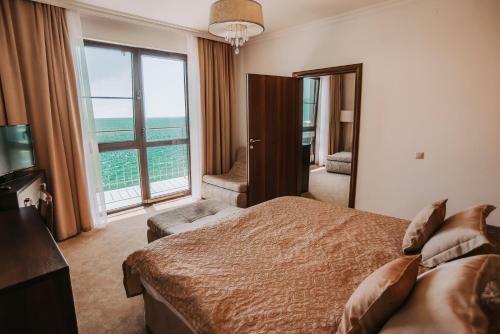 Hotel Golden Hills