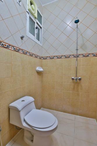 Hotel Oyo 369 Arwa Alqosor