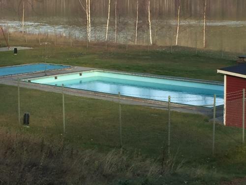 2/4 Persoons Stuga Lyx