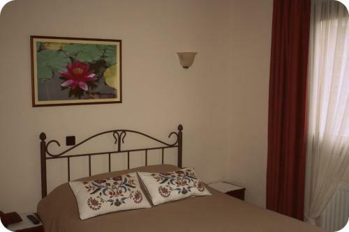 Hotel Monopati E6