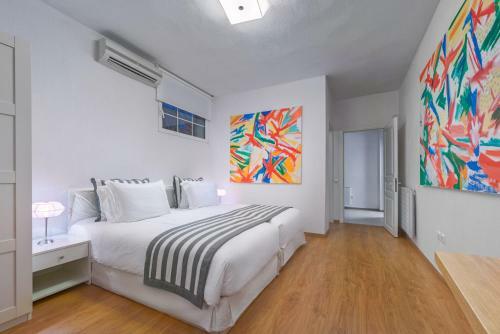 The White Villa At Sani