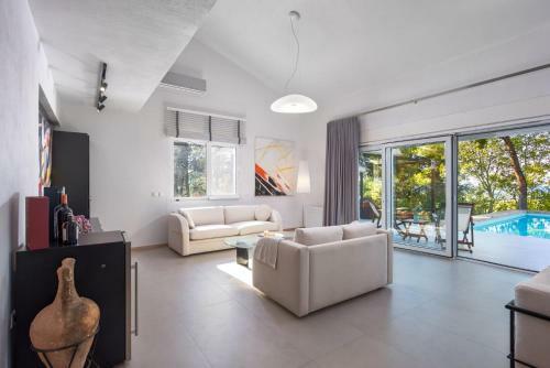 The White Villa At Sani
