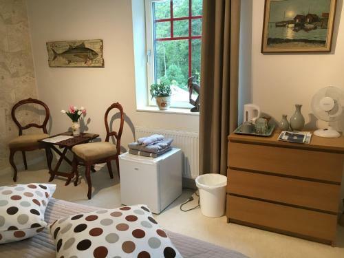 Bed & Breakfast �regrund Bnb