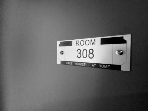 Wink Capsule Hostel @ Downtown (Sg Clean)