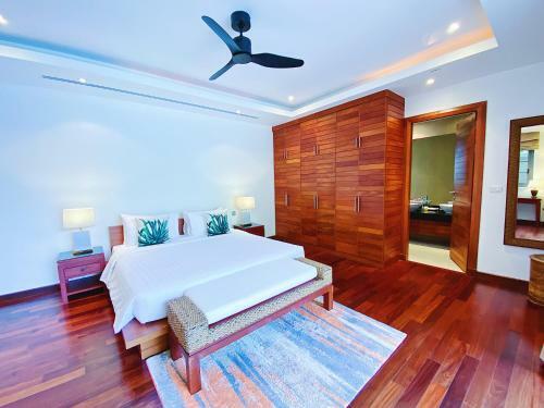 Luxury 3br Pool Villa Walk To Bangtao Beach