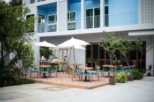 Deeprom Pattaya Hotel
