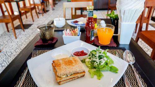 Hua Hin Habitat Hotel