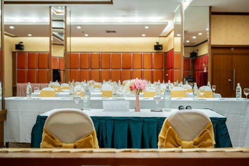 Sirin Hotel & Resident
