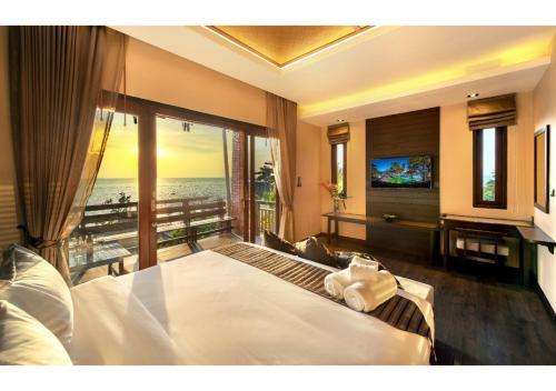 Hotel Nirvana Beach Resort & Spa