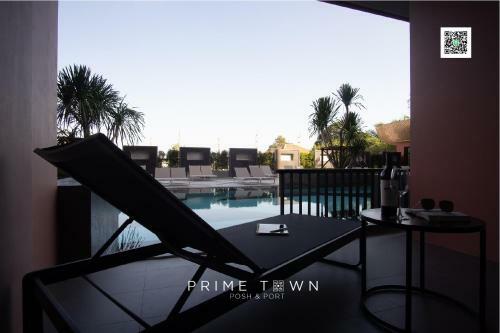 Prime Town - Posh & Port Hotel Phuket