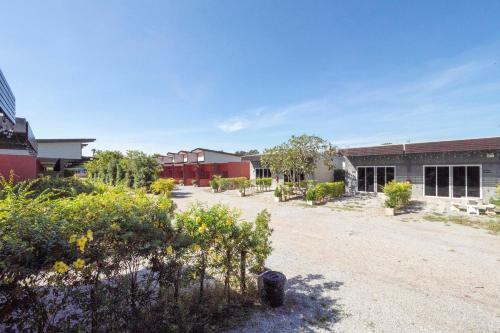 Hotel Oyo 940 Phirm Resort