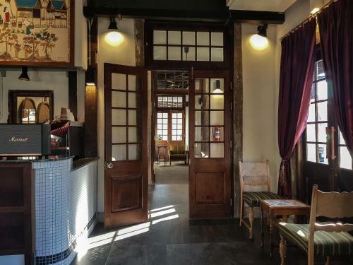 Velawarin Hotel