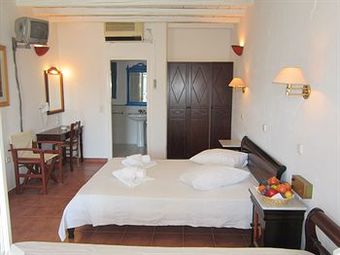 Hotel Lefkes Village