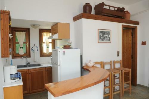 Pegasus Studios & Apartments