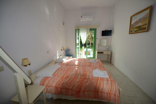 Pegasus Studios & Apartments
