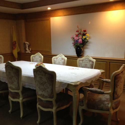 Hotel Le Paradis Bangkok