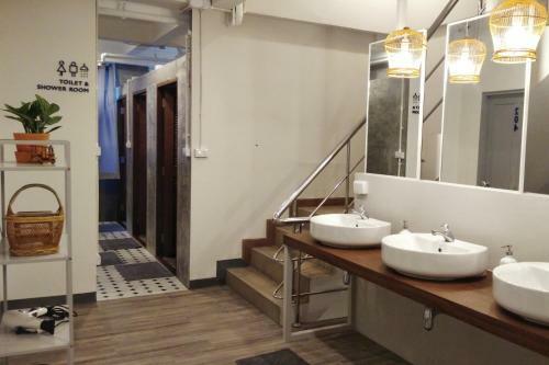 Fun Cafe & Hostel Bangkok