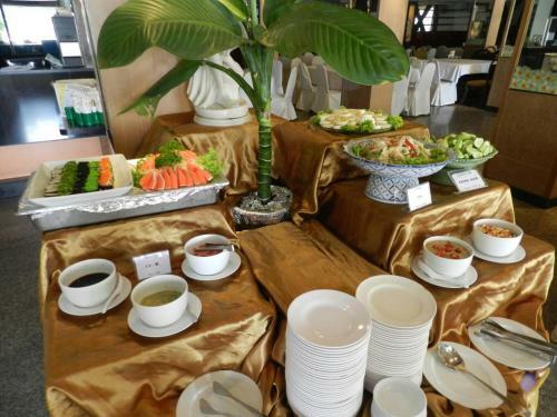 Niran Grand Hotel