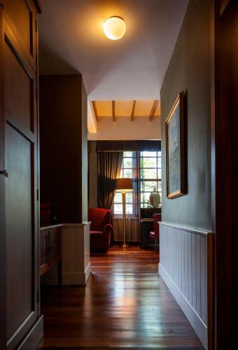 Hotel Bangkok Publishing Residence