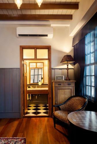 Hotel Bangkok Publishing Residence
