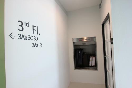 Diff Hostel