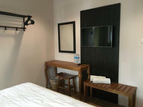 Hostal The Grand Palace Hostel