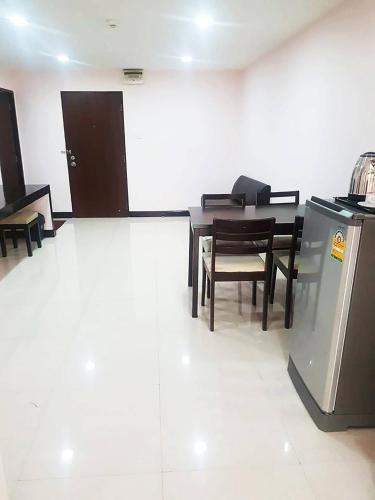 Hostal Mok Mek 72