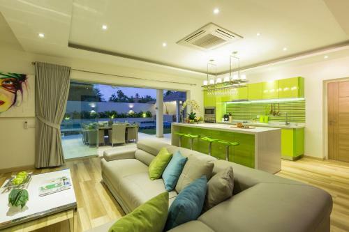 Ban Tai Estate Beachclub Villas