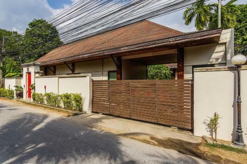 Villa Savu By Tropiclook