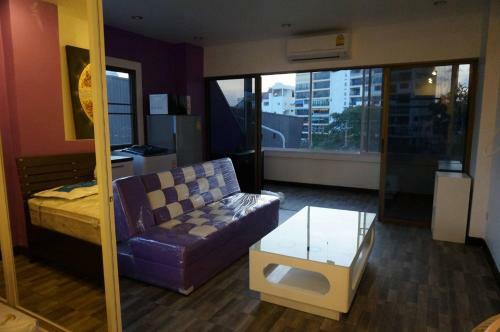201 Jomtien Hill Resort Sudio