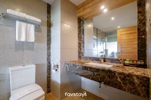 Balihai Bay Pattaya Hotel & Residence