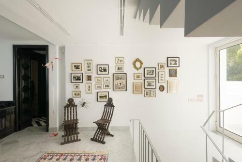 Hostal Maison Dedine