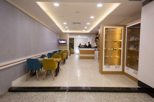 White Star Hotel