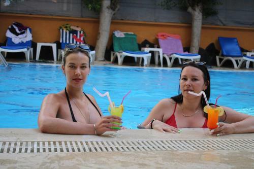 Bin Billa Hotel