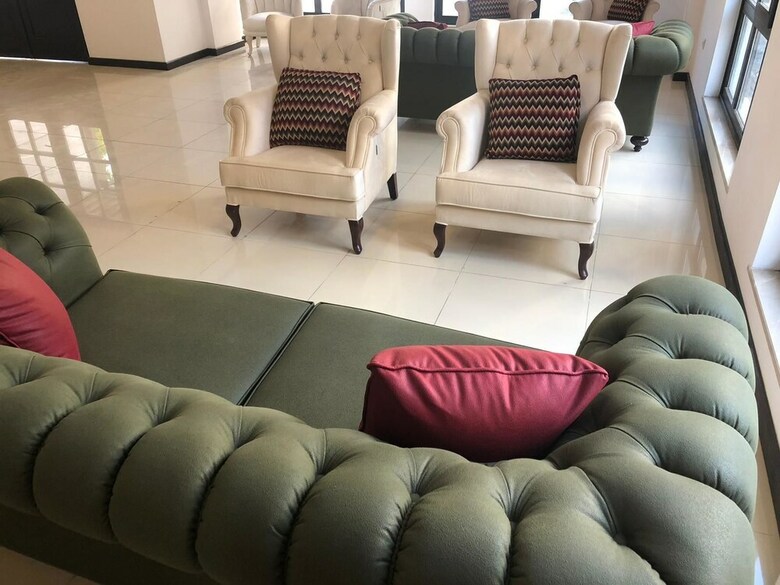 S�vari Hotel