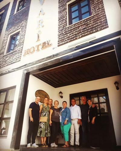 S�vari Hotel