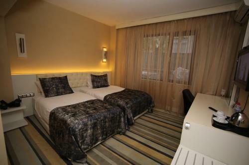 Grand Nora Hotel