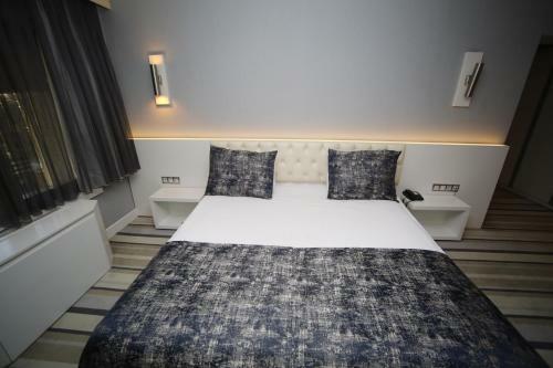 Grand Nora Hotel