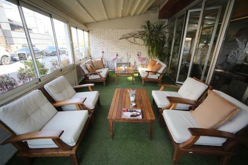 Grand Nora Hotel