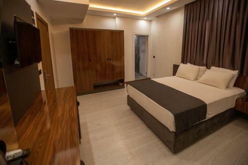 Med Airport Hotel