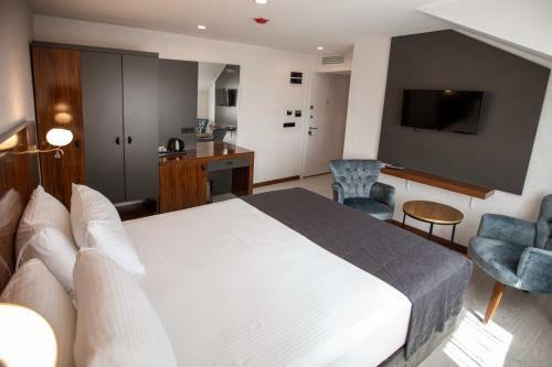 Med Airport Hotel