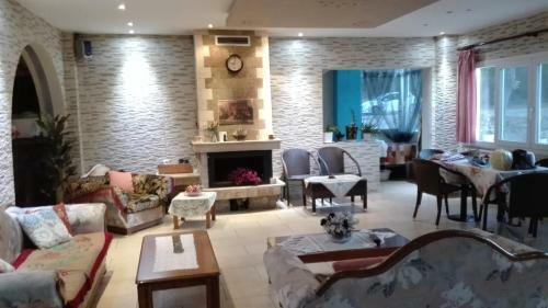 Familia Hotel