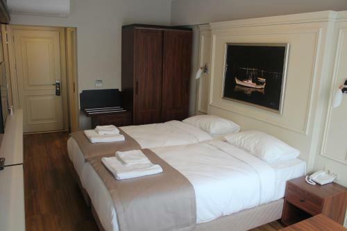 Armida City Hotel