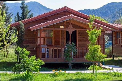 �irali Natural L?fe Bungalows Hotel