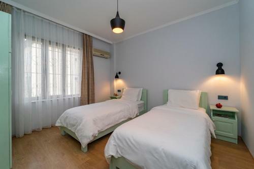 Endemik Hostel - Female Only