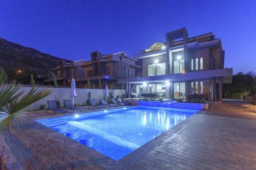 Orka Moderno Luxury Villa