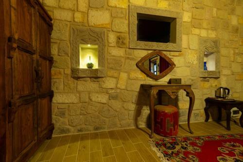 Vintage Cave House Hotel