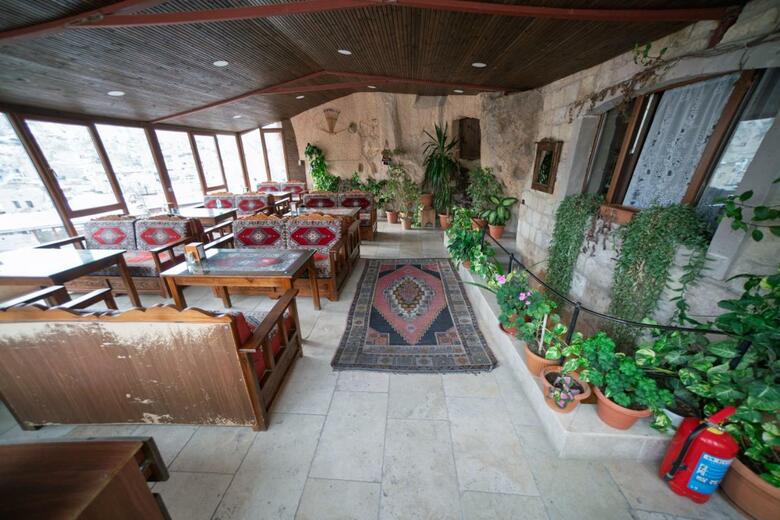 Bed & Breakfast Zeus Cave Suites