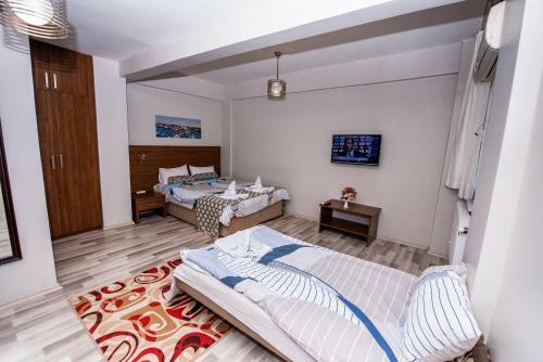 Carina Apart Hotel